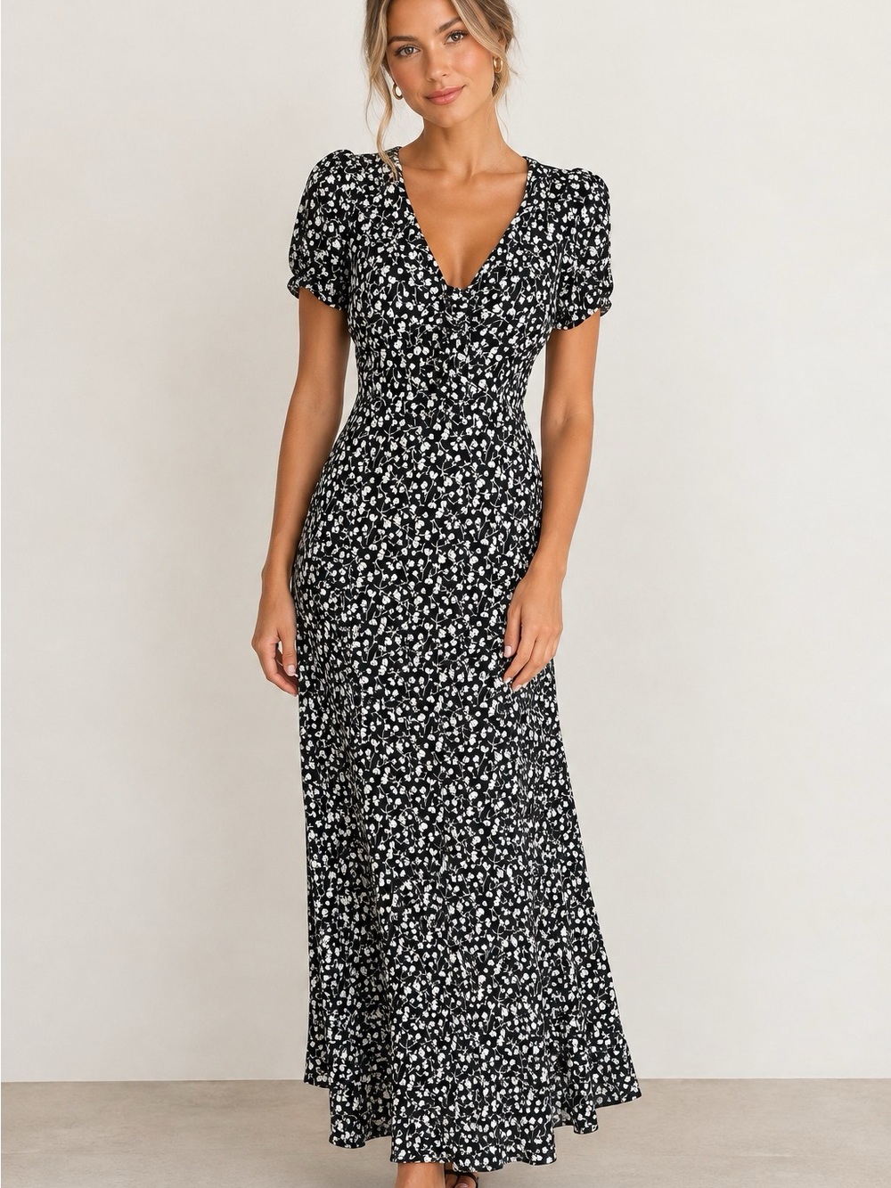 Reformation NWT Black and White Floral Maxi Dress Flutter Sleeves Size 6